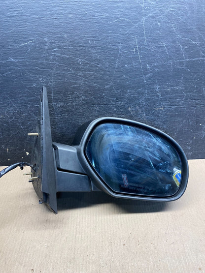 2007-2013 Chevrolet Tahoe Silverado Suburban Right Passenger Mirror AI7151 DG9