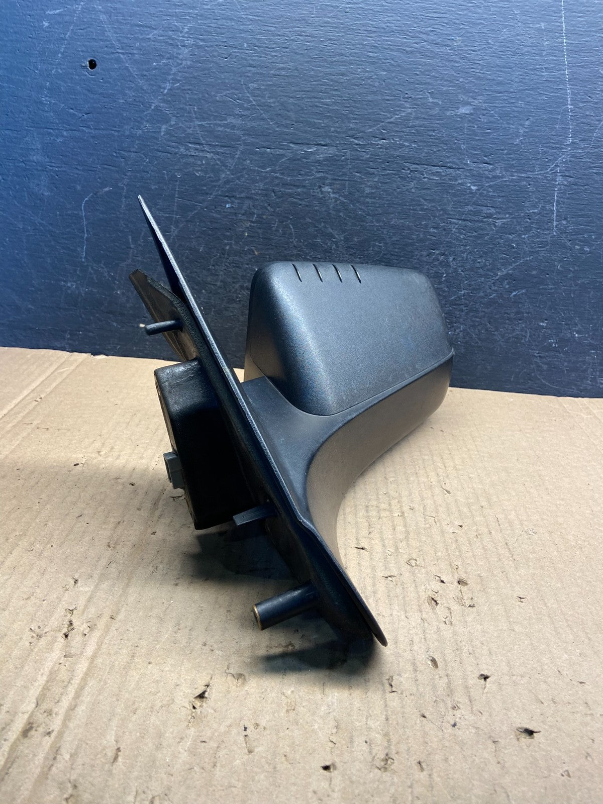2008 to 2011 Ford Focus Left Driver View Door Mirror AE2365 DW1