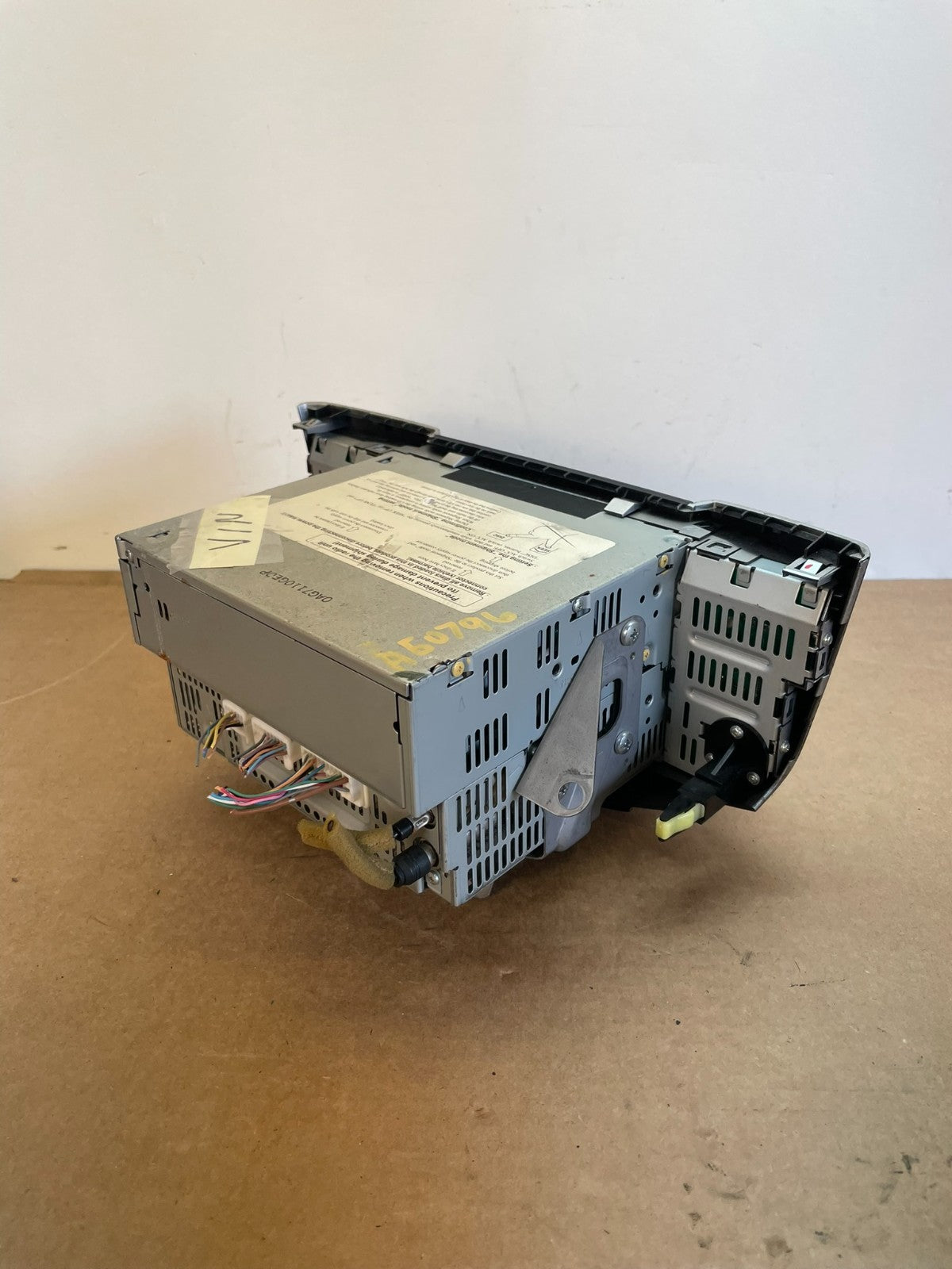 2006 Lexus RX400h Radio Casette AM-FM CD Player AG0796 DG4