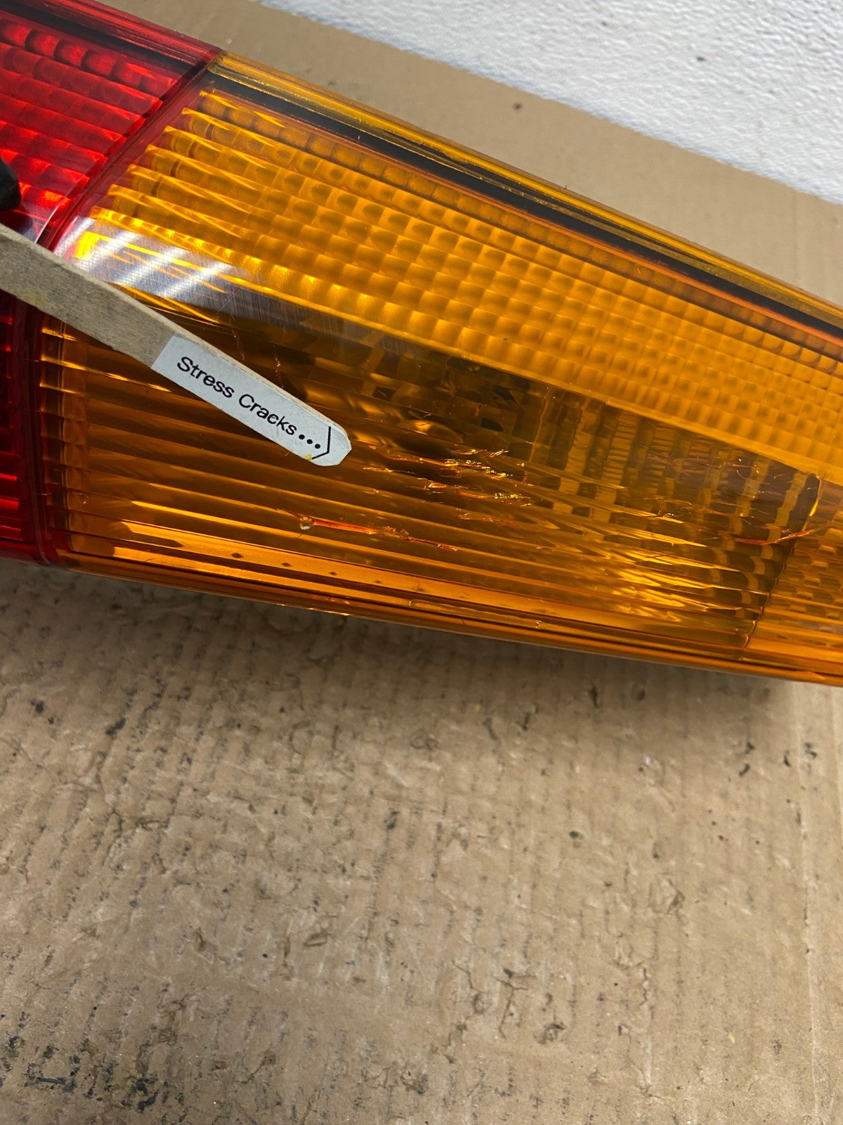 2002 2003 2004 Honda Crv Cr-v Left Driver Lh Side Tail Light Oem AC4100 LK4