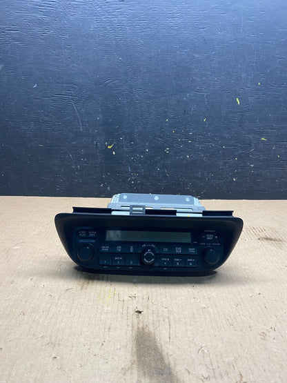 2005 to 2010 Honda Odyssey Am Fm Cd Player Radio Receiver q7304 DG0