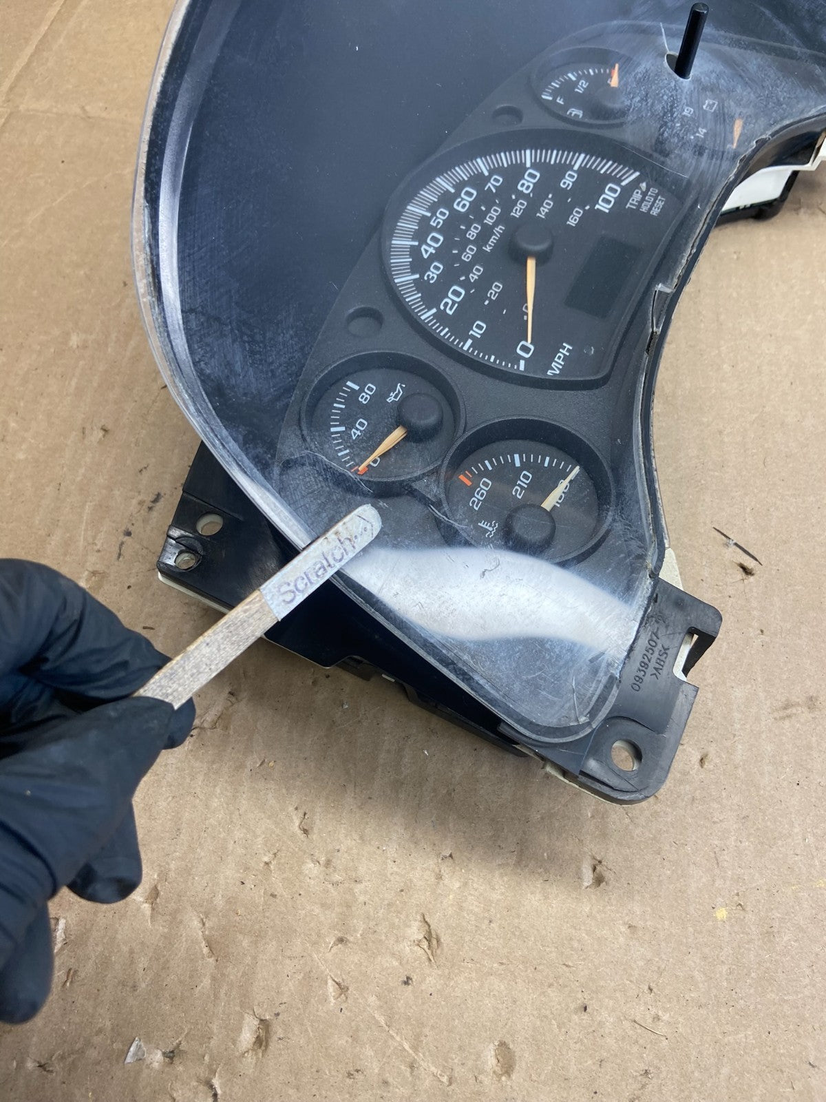 2004 to 2007 Chevrolet Express Speedometer Cluster Gauge AB9388 DG1