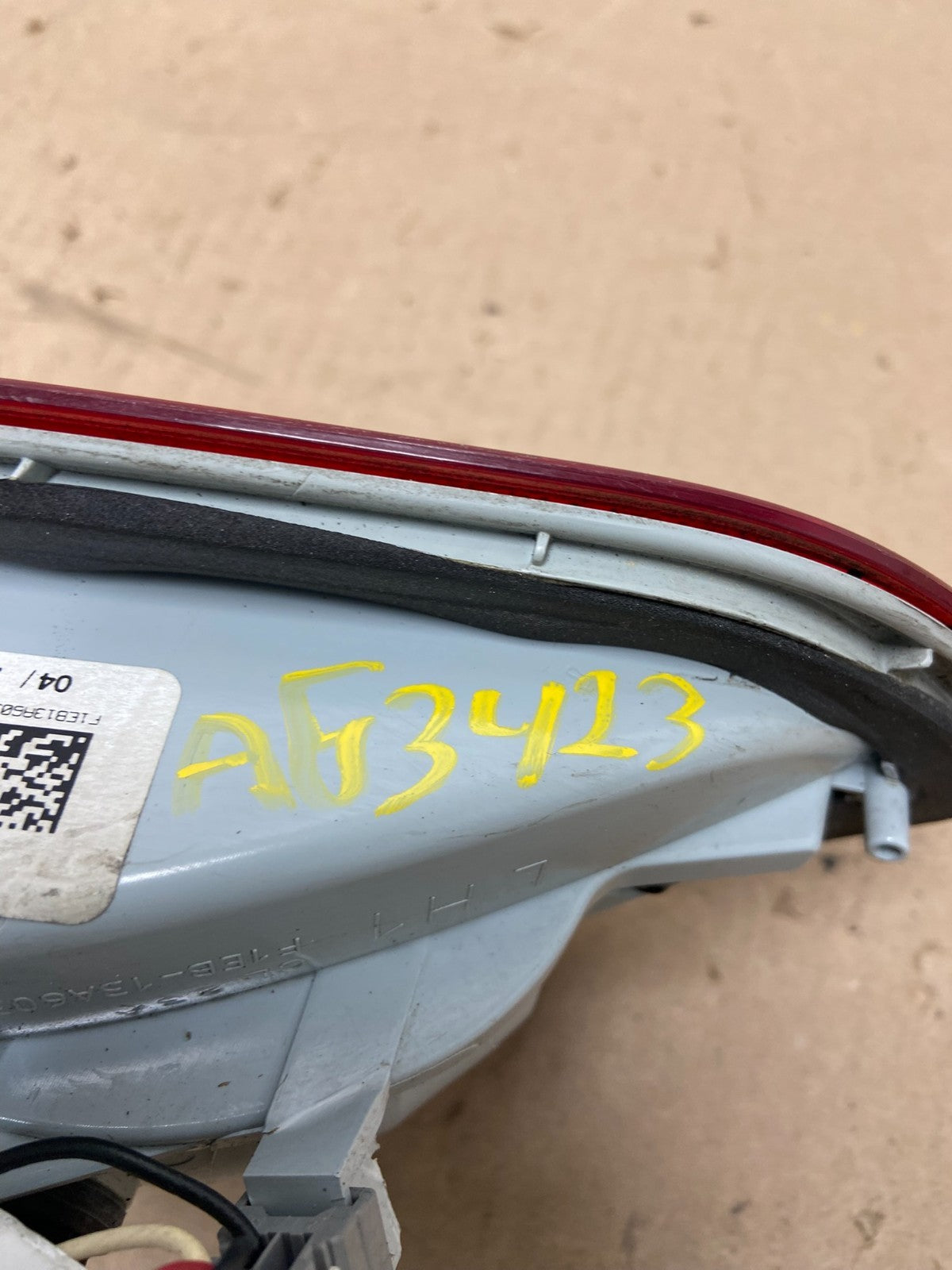 2015 - 2018 Ford Focus Sedan Left Driver LH Inner Tail Light AG3423 PS7