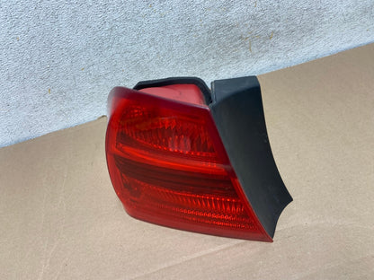2006 2007 2008 BMW 328i 3 Series Left Driver Lh Side Tail Light AH9302 LK1