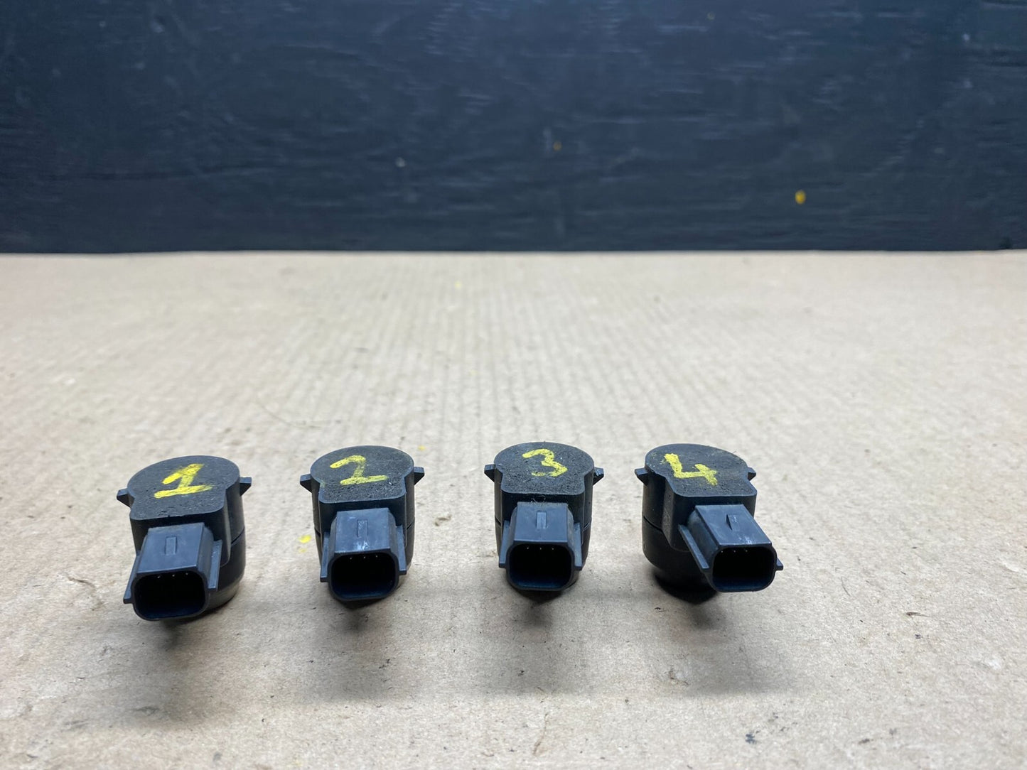 Chevrolet Cadillac Rear Bumper Parking Sensor 4 pcs E1886 Oem PS1