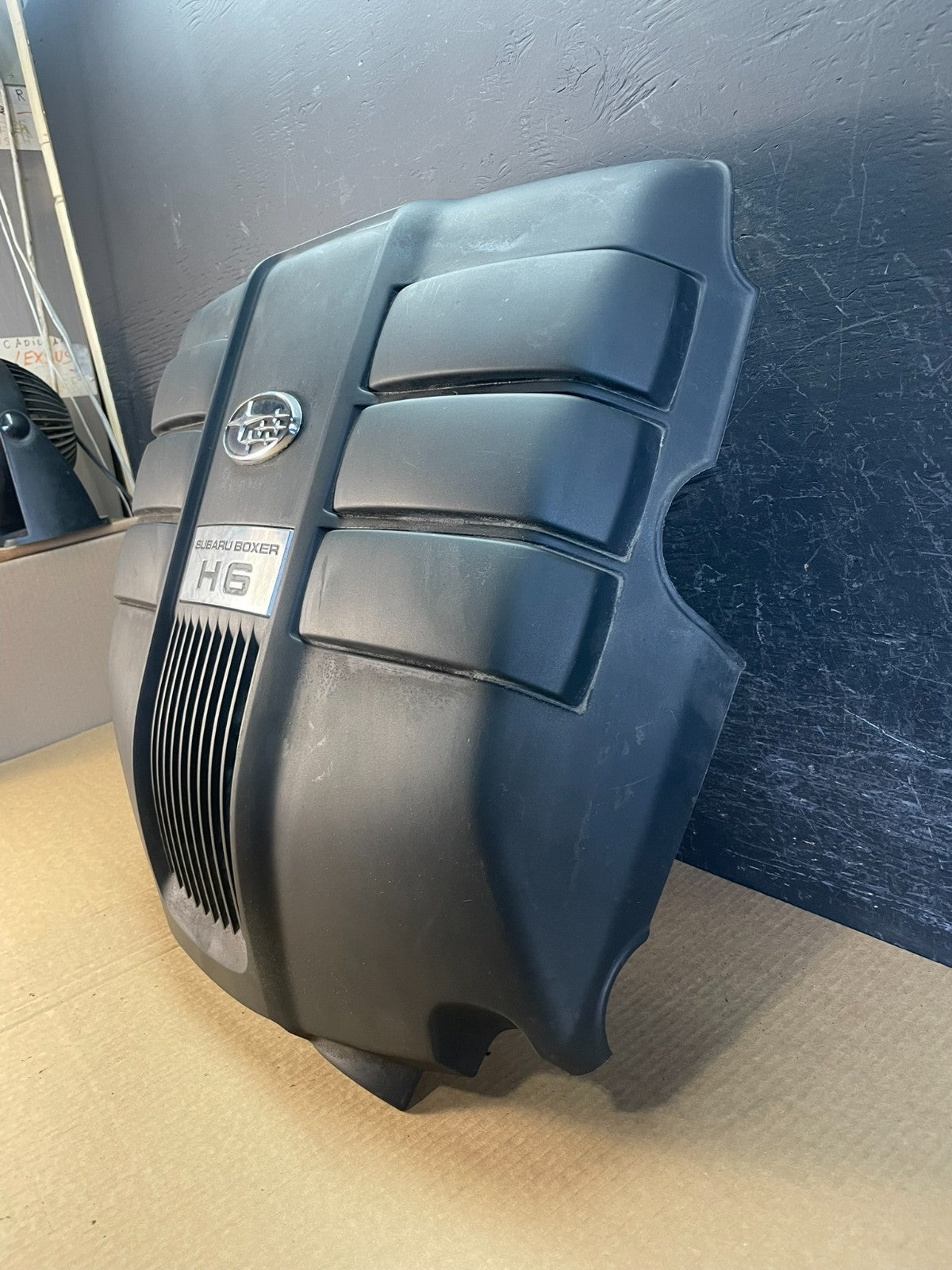 2007 to 2014 Subaru Tribeca 3.0L Factory Engine Cover 14025AA24A AF3536 DG1