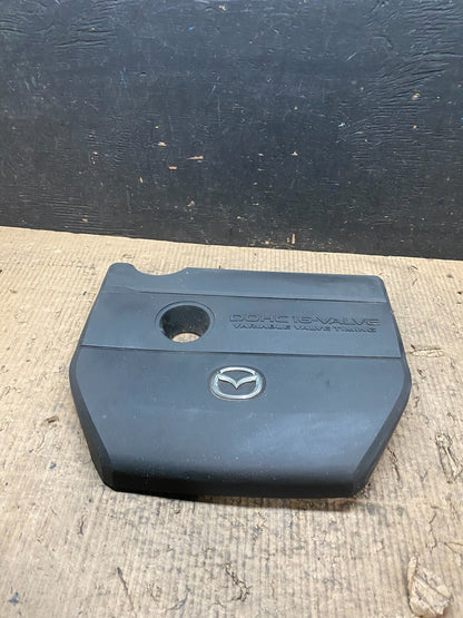 2004 to 2009 Mazda 3 DOHC 16 VALVE Engine Shield Top Cover N3155 PS0