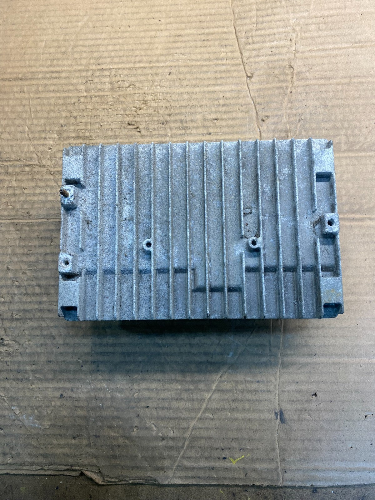 2005 Chrysler Pacifica Engine Control ECM AA5757 DG3