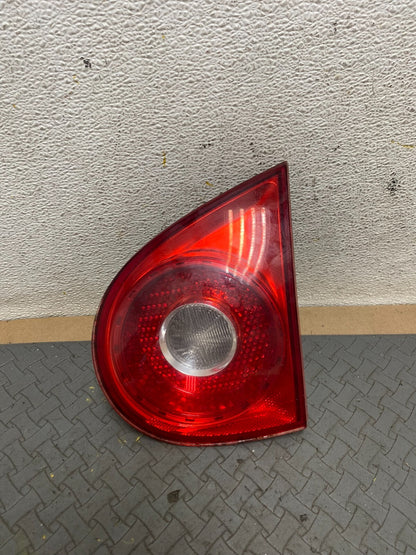 2006-2009 Volkswagen Golf Right Passenger Rh Tail Light Inner Trunk C5489 DG10