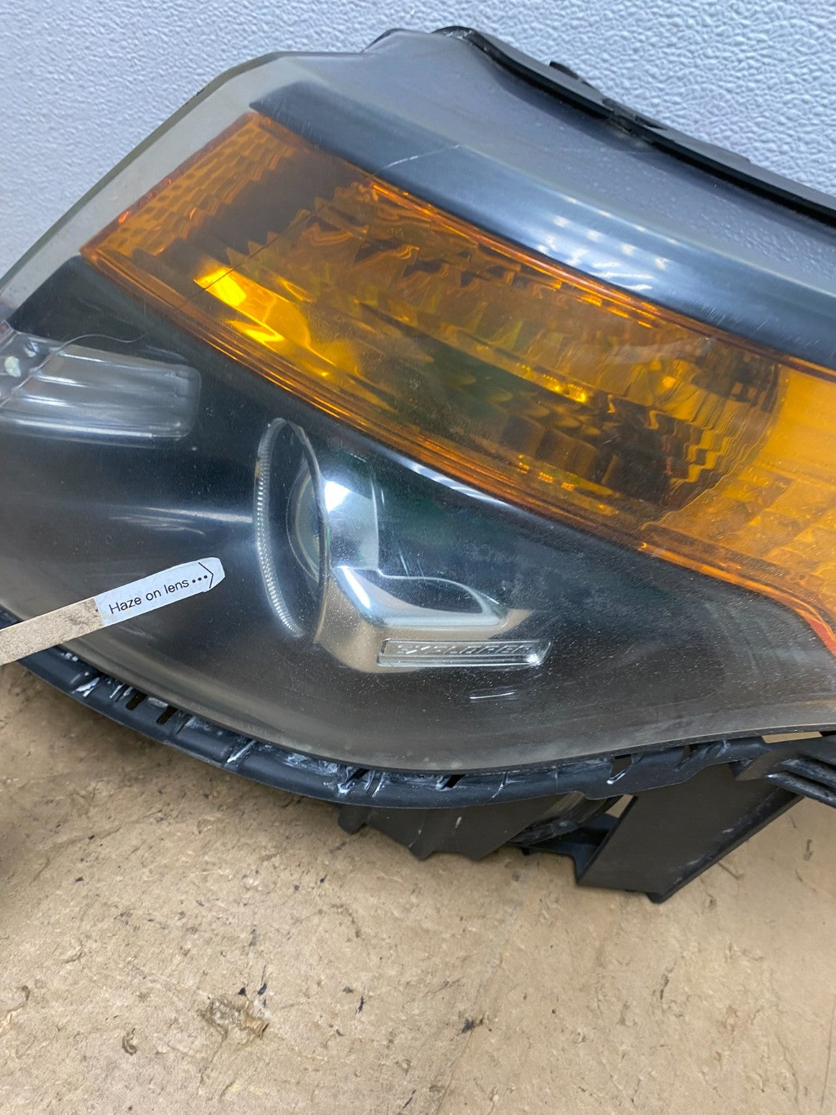 2011 to 2015 Ford Explorer Police Left Driver LH Halogen Headlight AD0643 DW5