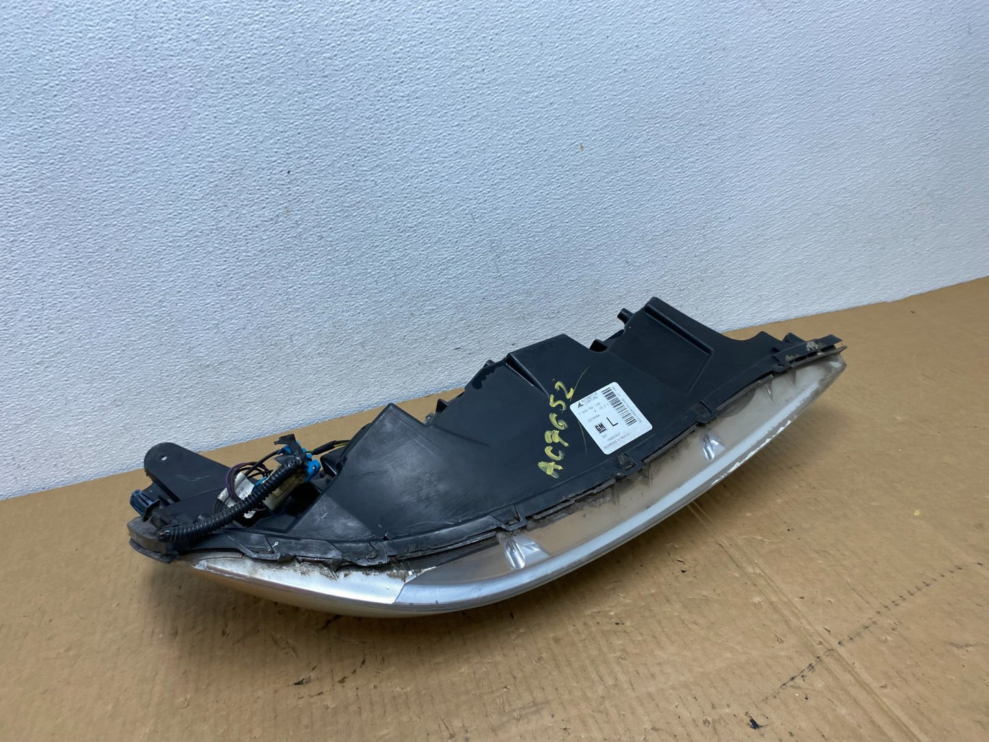 2005 to 2009 Pontiac G6 Headlight Left Driver LH Side Halogen AC7652 DW8