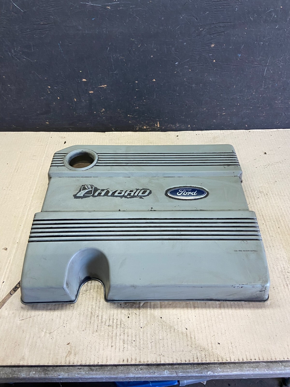 2006 to 2008 Ford Escape Hybrid Engine Motor Cover Oem o7896 DG0