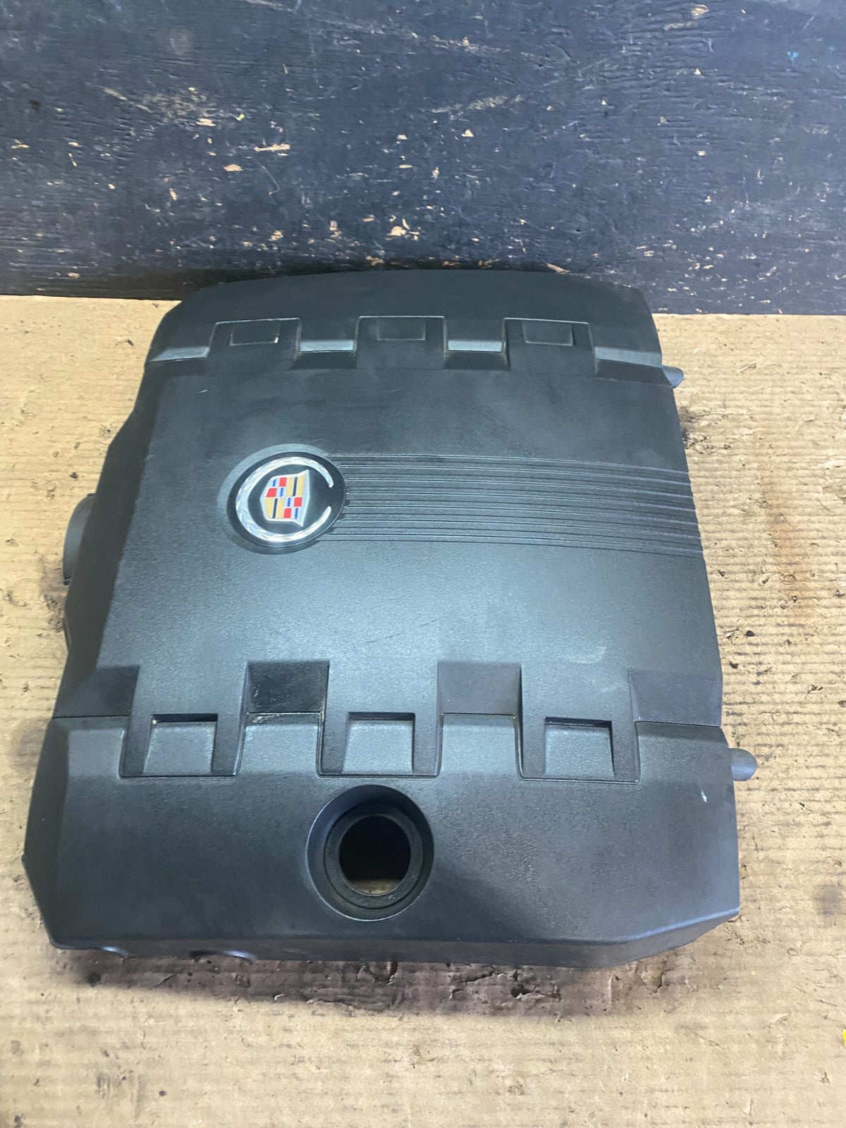 2008 to 2013 Cadillac CTS 3.6L Plastic Engine Cover Shield OEM S5928 GD3