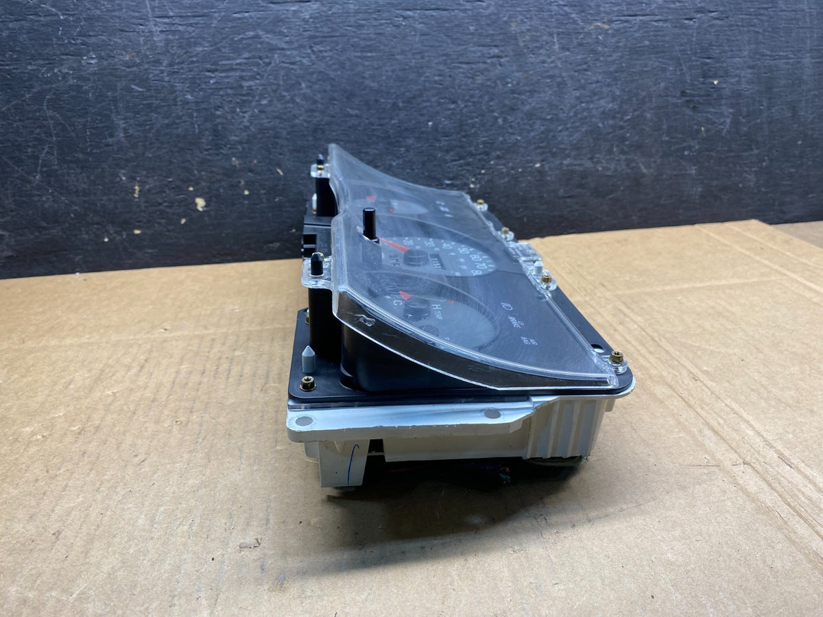 2001 to 2005 Mercury Grand Marquis Speedometer Cluster Gauge ai9722 DG2