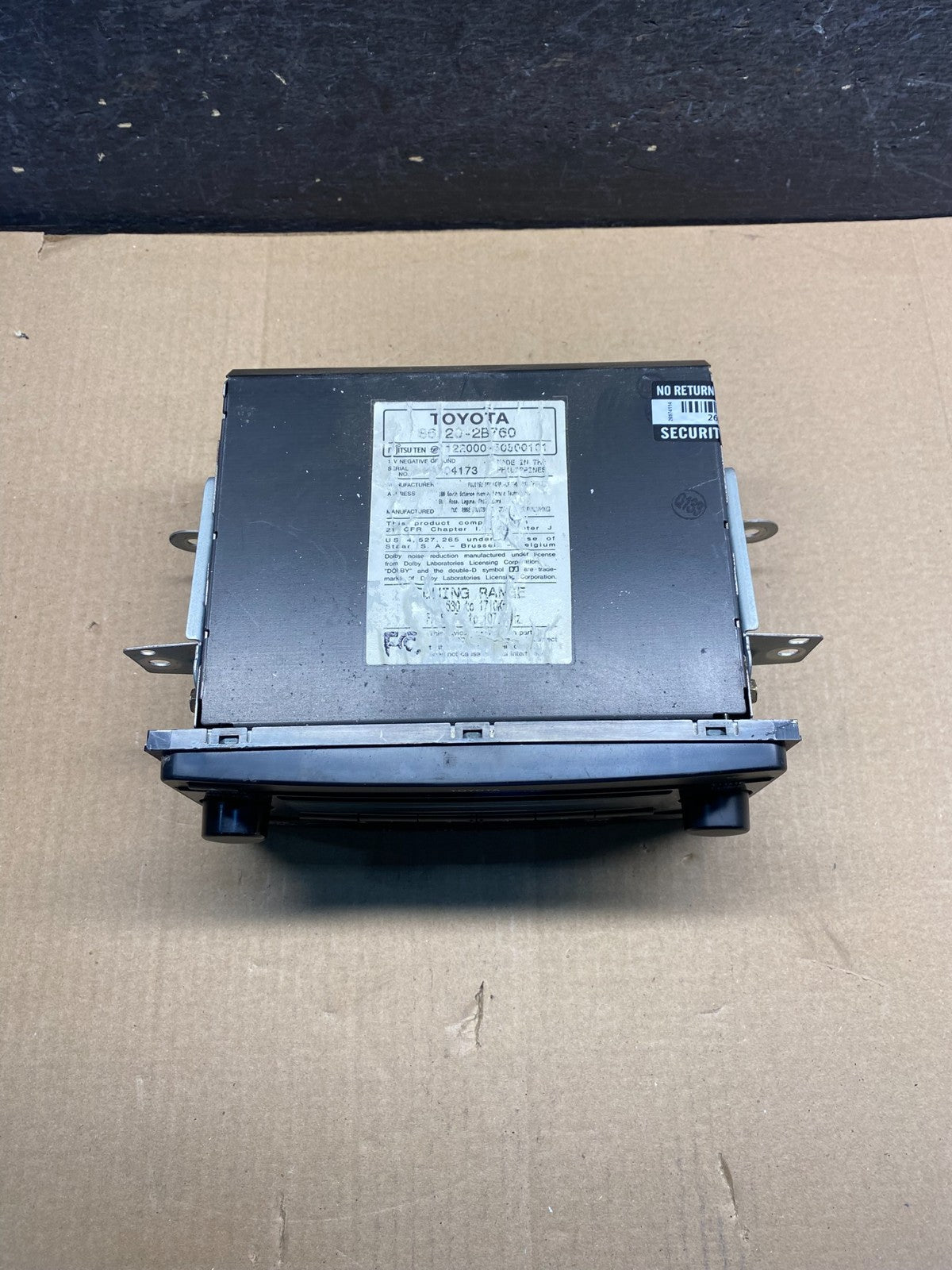 2003 - 2005 Toyota Rav4 Am Fm Cd Player Radio Receiver AH4677 DG3