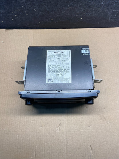 2003 - 2005 Toyota Rav4 Am Fm Cd Player Radio Receiver AH4677 DG3