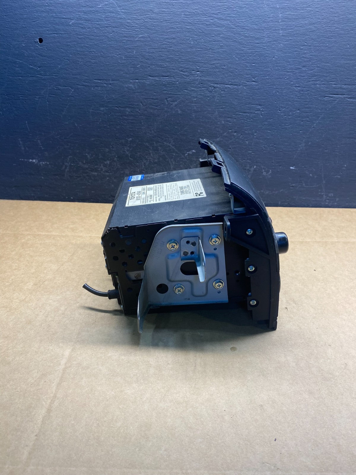 2004 to 2010 Toyota Sienna AM FM CD WMA Mp3 Radio Receiver Oem AC2725 DG2