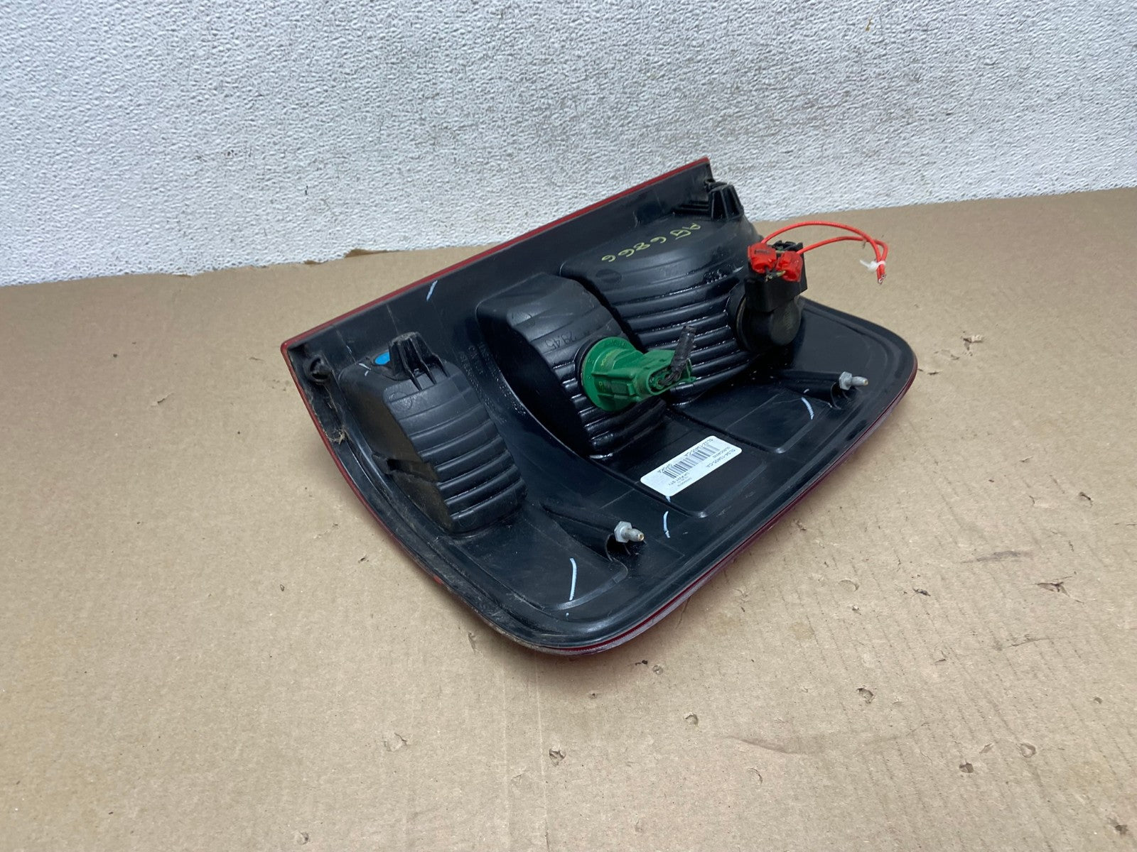 2004 to 2008 Ford F150 F-150 Left Driver LH Side Tail Light AG5866 LK4