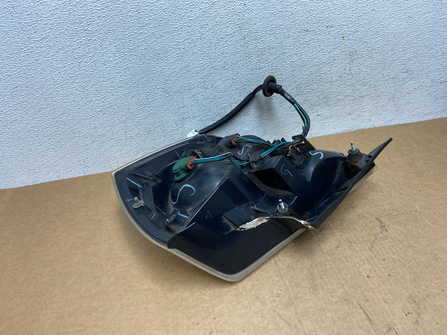 2007 to 2012 Nissan Sentra Left Driver LH Side Tail Light AD6088 LK4