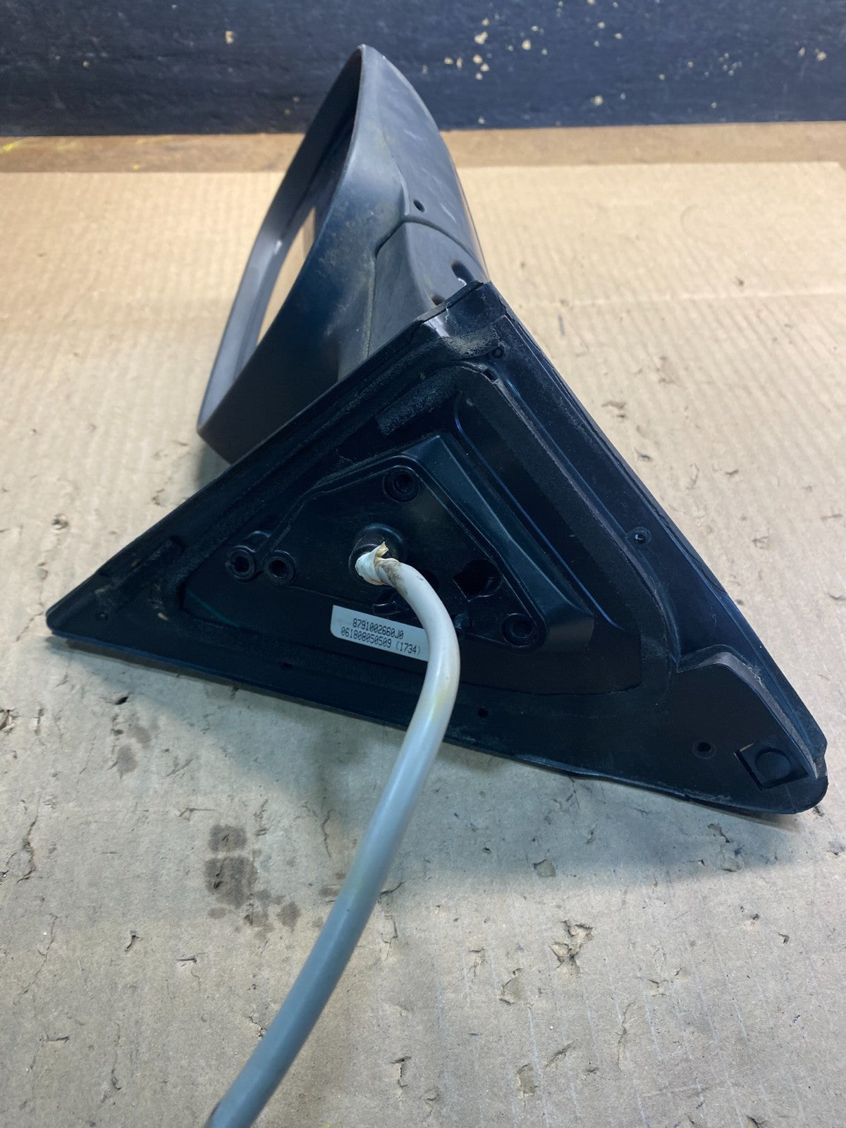 2009 to 2011 Buick Lucerne Right Passenger Side View Door Mirror OEM Z5348 DG4
