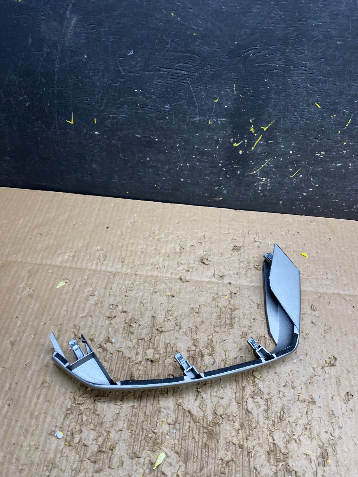 2013 to 2015 Nissan Altima Center Dash Left Trim Molding OEM w0004 DG4