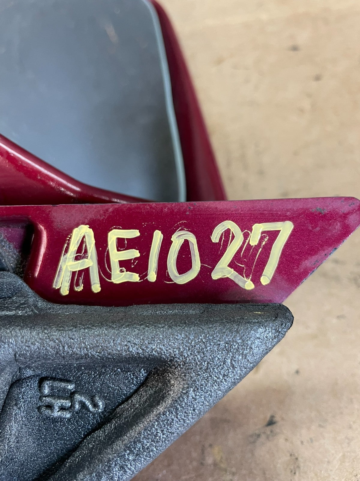 2003 to 2007 Cadillac CTS Left Driver Lh Power Door Mirror AE1027 DW9