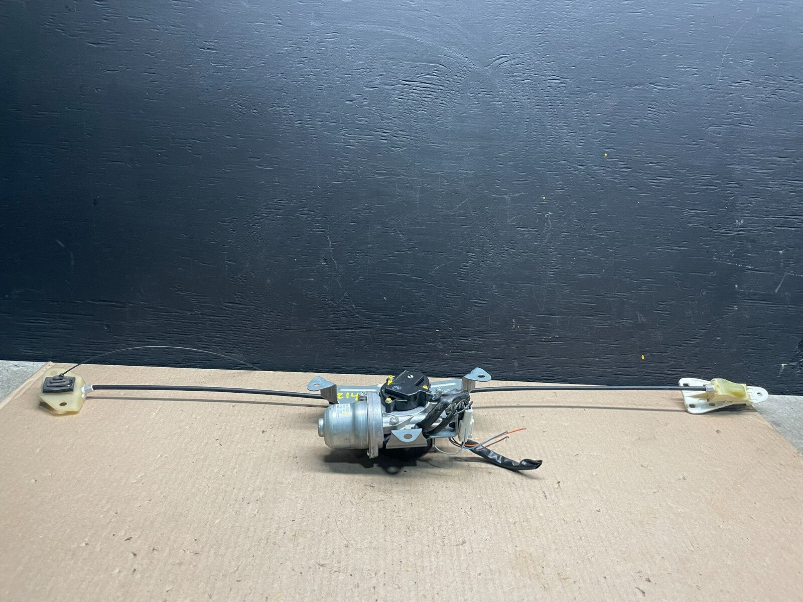 2011 to 2014 Nissan Quest Left Side Sliding Door Motor Wire E2143 DG11