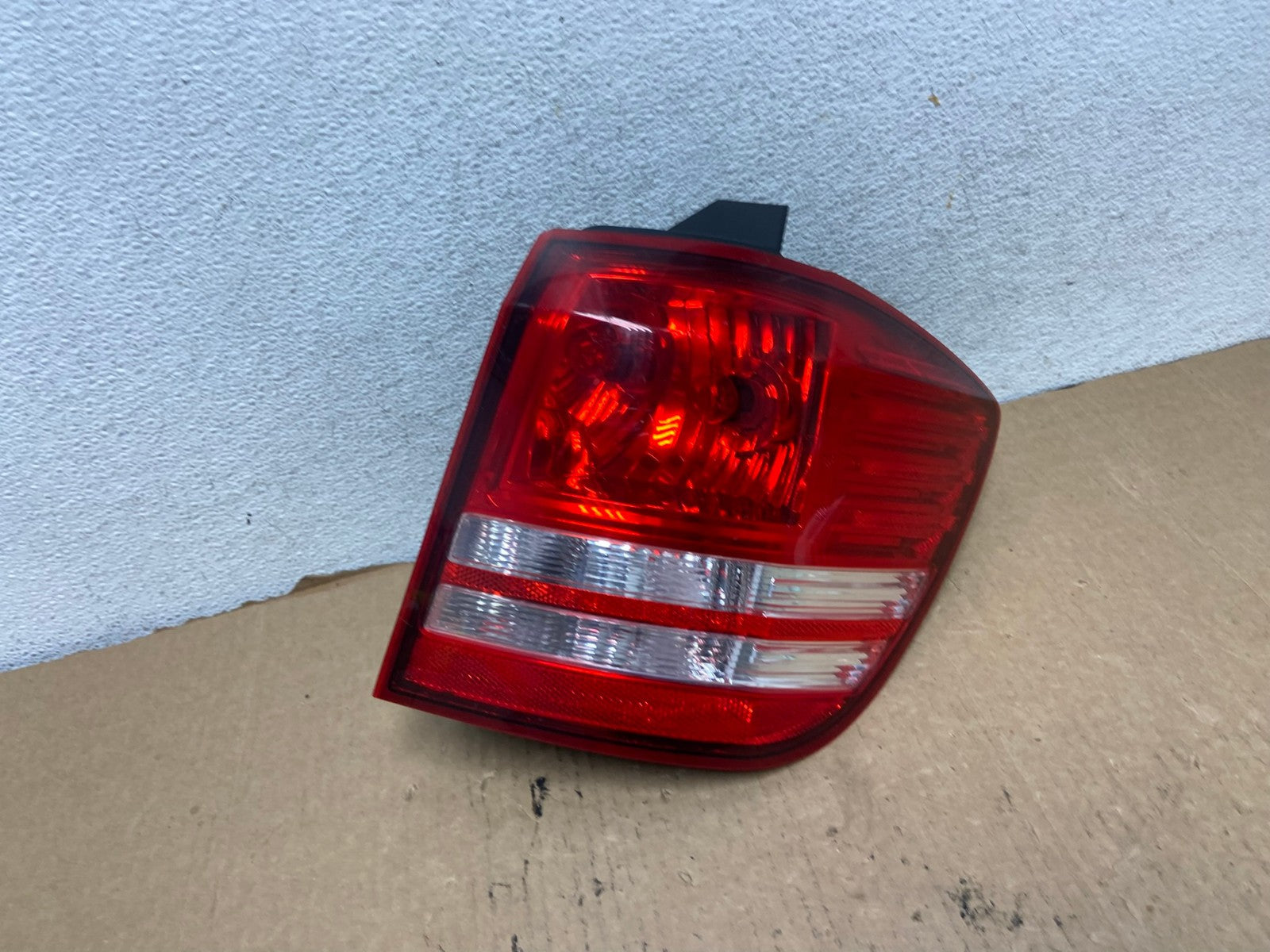 2009 2010 2011 Dodge Journey Right Passenger Side Tail Light AG2091 LK0