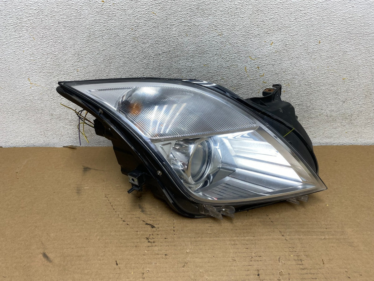 2010 to 2011 Mercury Milan Right Passenger RH Headlight Halogen AH4201 DW0