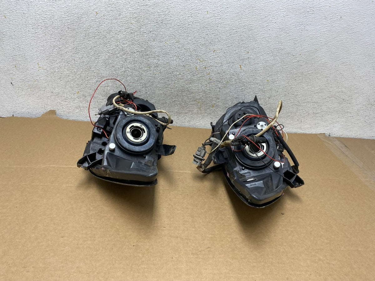 2005 2006 2007 Scion Tc Left+Right Side Halogen Headlights AH7717 DG9