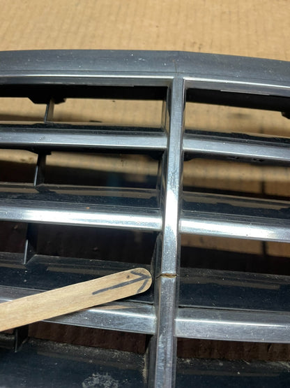 2001 to 2007 Mercedes C-Class Front Upper Grill Grille AA9146 DG3