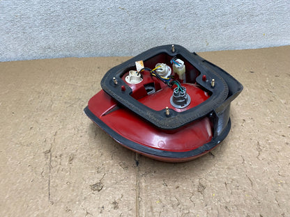 1999 2000 2001 Hyundai Sonata Left Driver Lh Side Tail Light Oem V3783 DW8