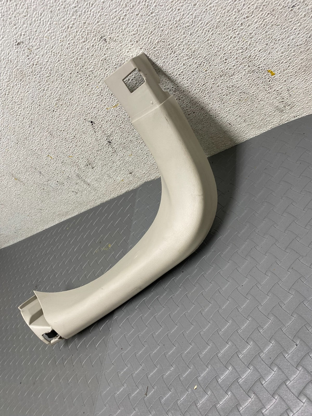 2014 to 2020 Infiniti QX60 OEM Rear Left Driver Liftgate Cover Trim Panel A20191