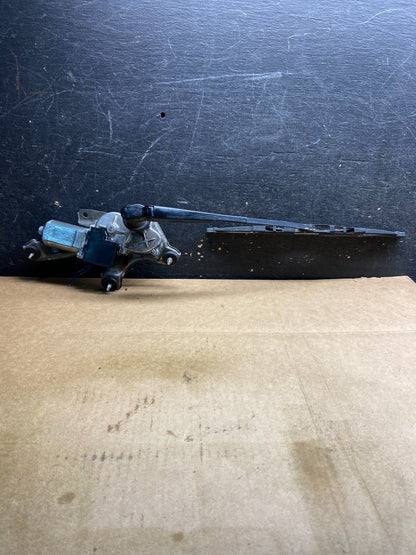 2011-2020 Toyota Sienna Rear Windshield Washer Wiper Motor y4449 DG0