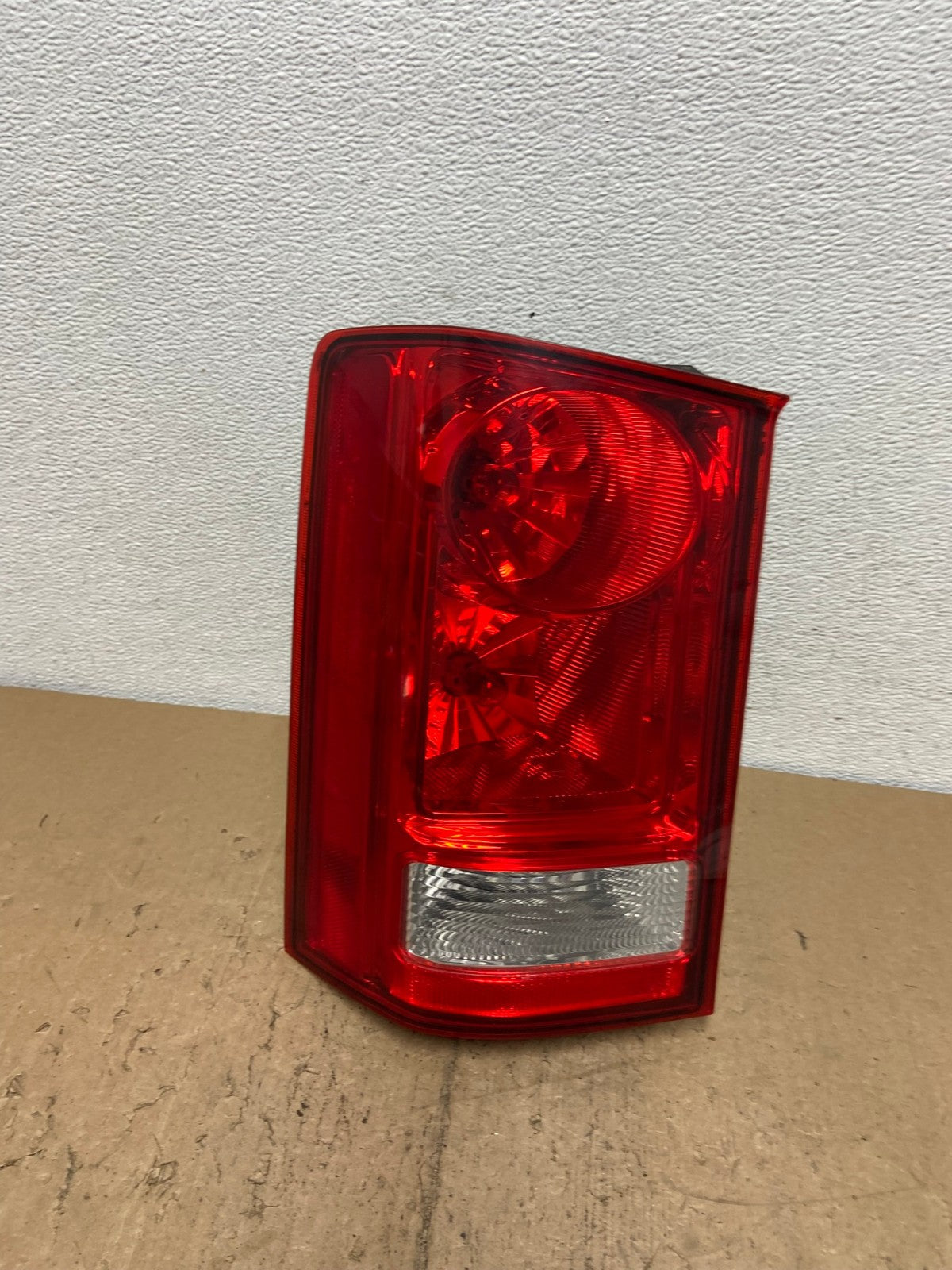 2009 to 2015 Honda Pilot Left Driver Lh Side Tail light AC7318 LK0