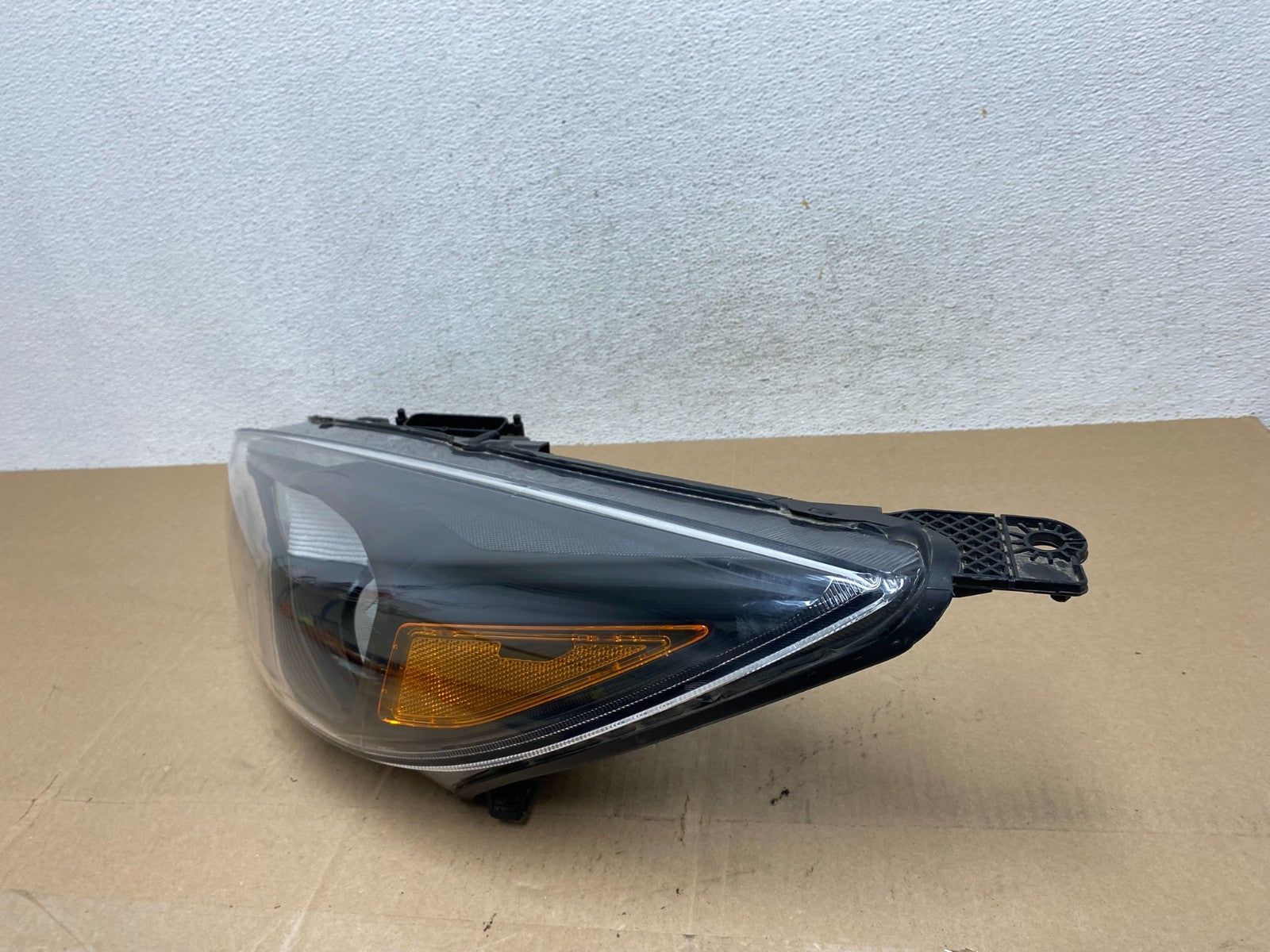 2015 to 2018 Ford Focus Left Driver LH Side Black Headlight AE6660 DG1