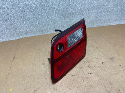 1998-1999 Toyota Avalon Right Passenger RH Side Inner Tail Light OEM Z7737 PS2