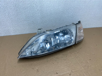 1997-2001 Lexus Es300 Left Driver Side Headlight Halogen Oem AB6176 DW2