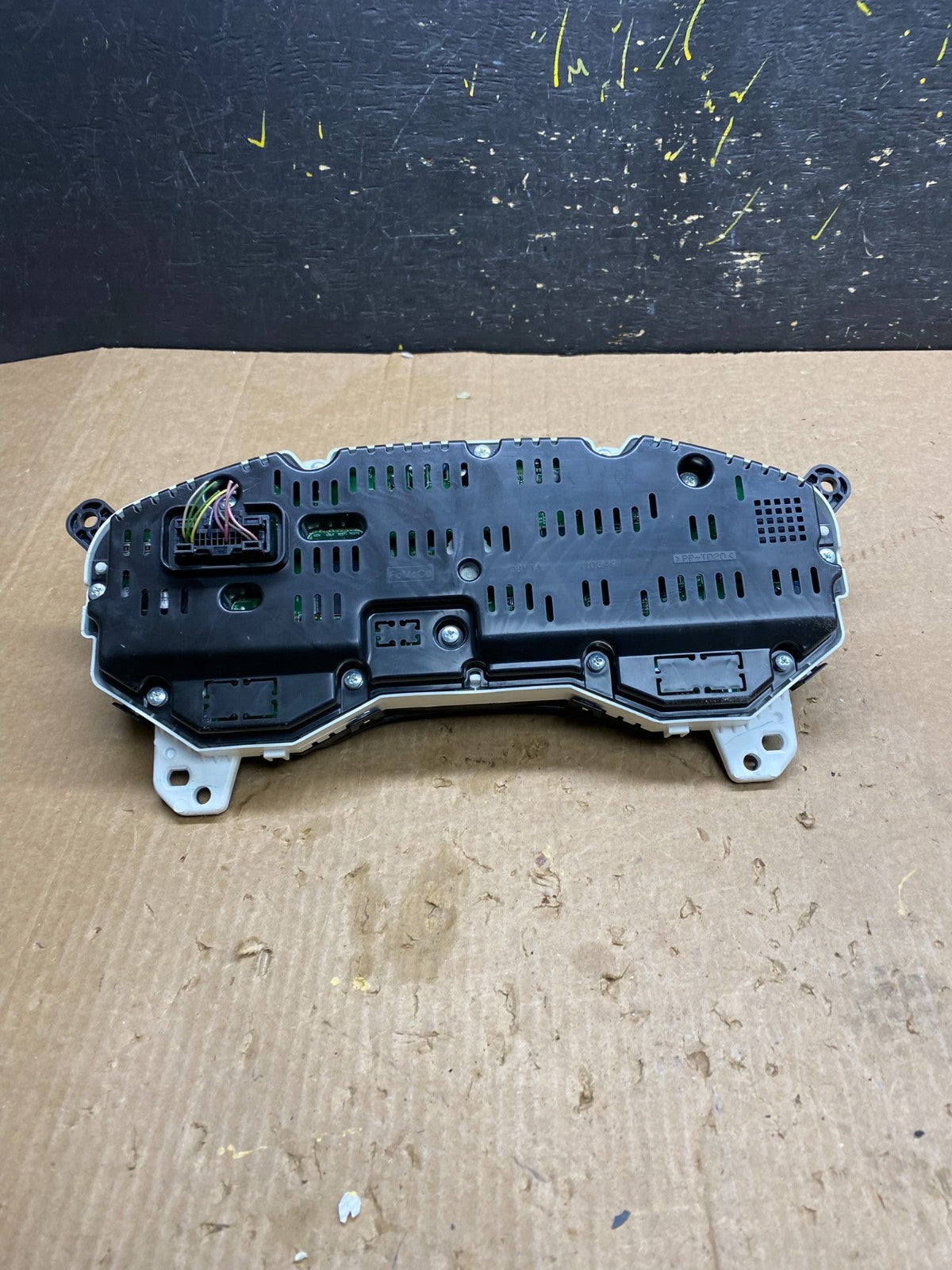 2014 Lincoln MKZ Speedometer Cluster Gauge OEM z4283 DG4