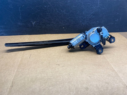 2007 to 2015 Audi Q7 Rear Windshield Washer Wiper Motor AD7470 DG5