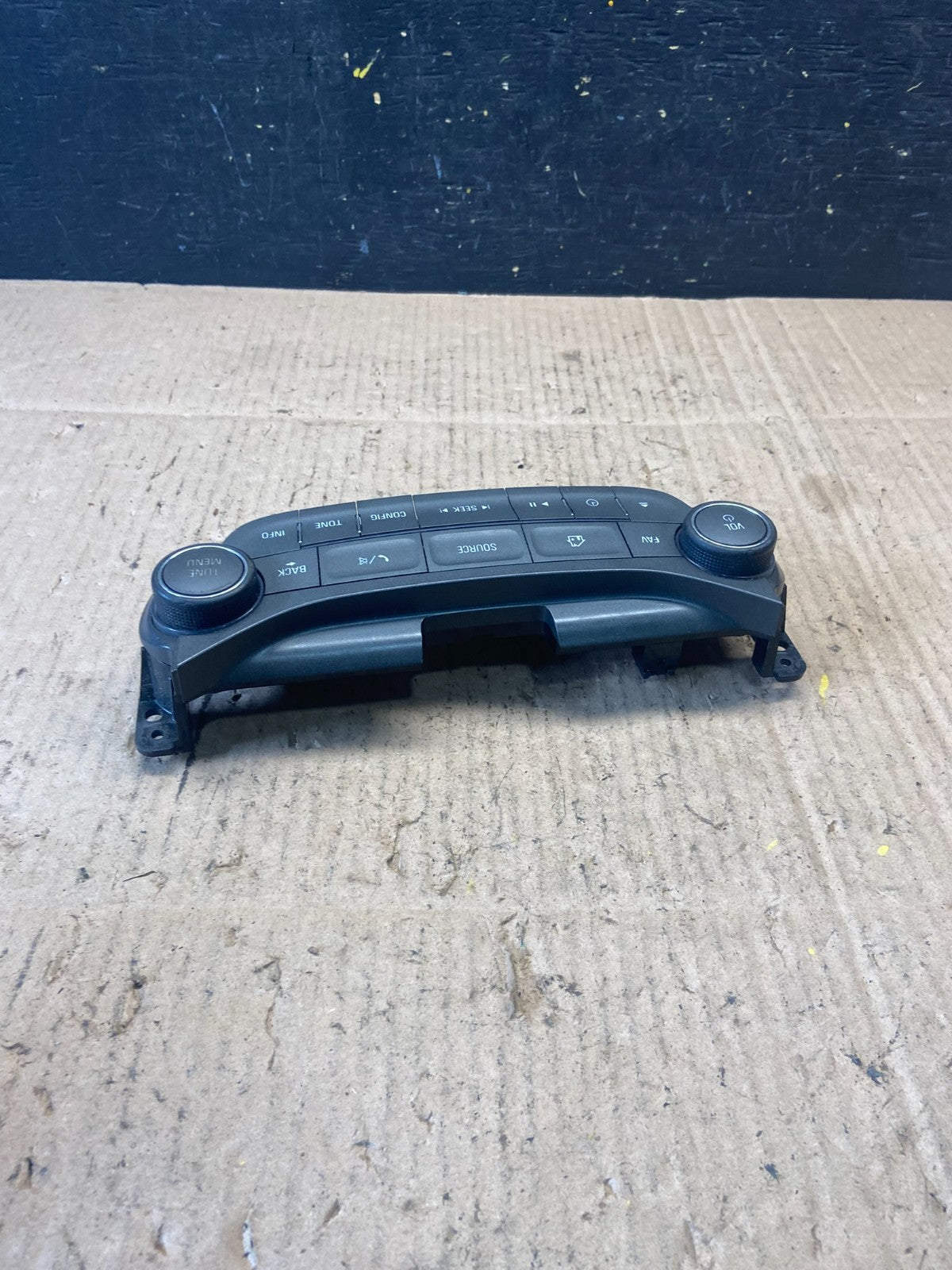2013 2014 2015 Chevrolet Malibu AM FM Radio Control Panel p3494 DG4