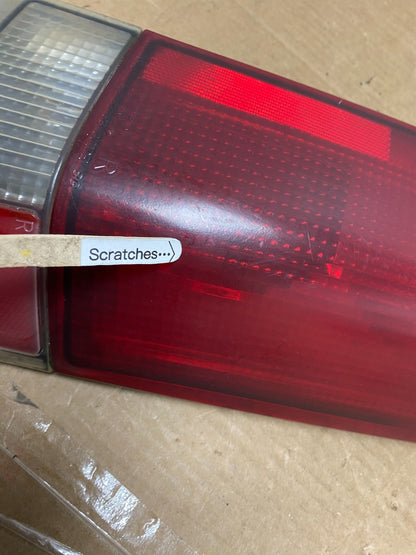 1996-1999 GMC Savana Express 1500 Van Right Passenger Tail Light Oem Z1389 DW3