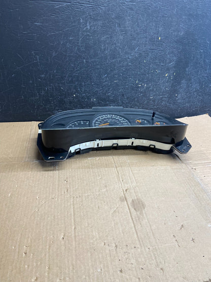 2003 to 2006 Chevrolet Silverado Speedometer Instrument Cluster AF2795 DG4
