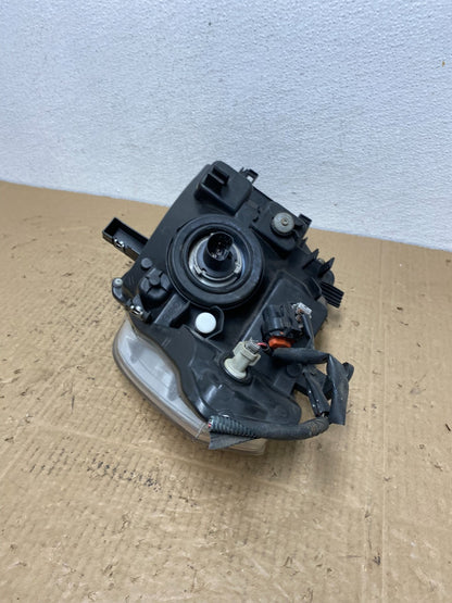 2008 to 2012 Nissan Pathfinder Halogen Headlight Right Passenger AC4081 DW6