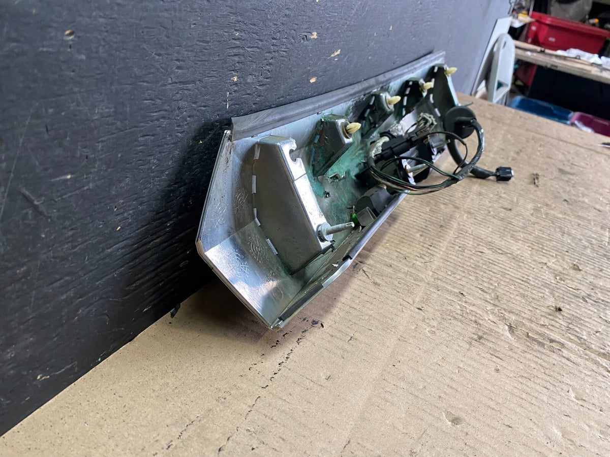 2010-2015 Gmc Terrain Lift Gate Handle Trim Back Up Camera 20881057 N0833 DG11