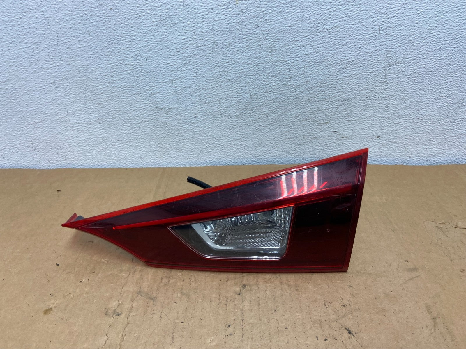 2014 2015 2016 Mazda 3 Right Passenger Rh Side Inner Tail Light AC8538 DW0