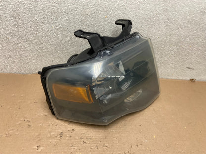 2007 to 2014 Ford Expedition Right Passenger RH side Headlight Halogen AB0839 DW2