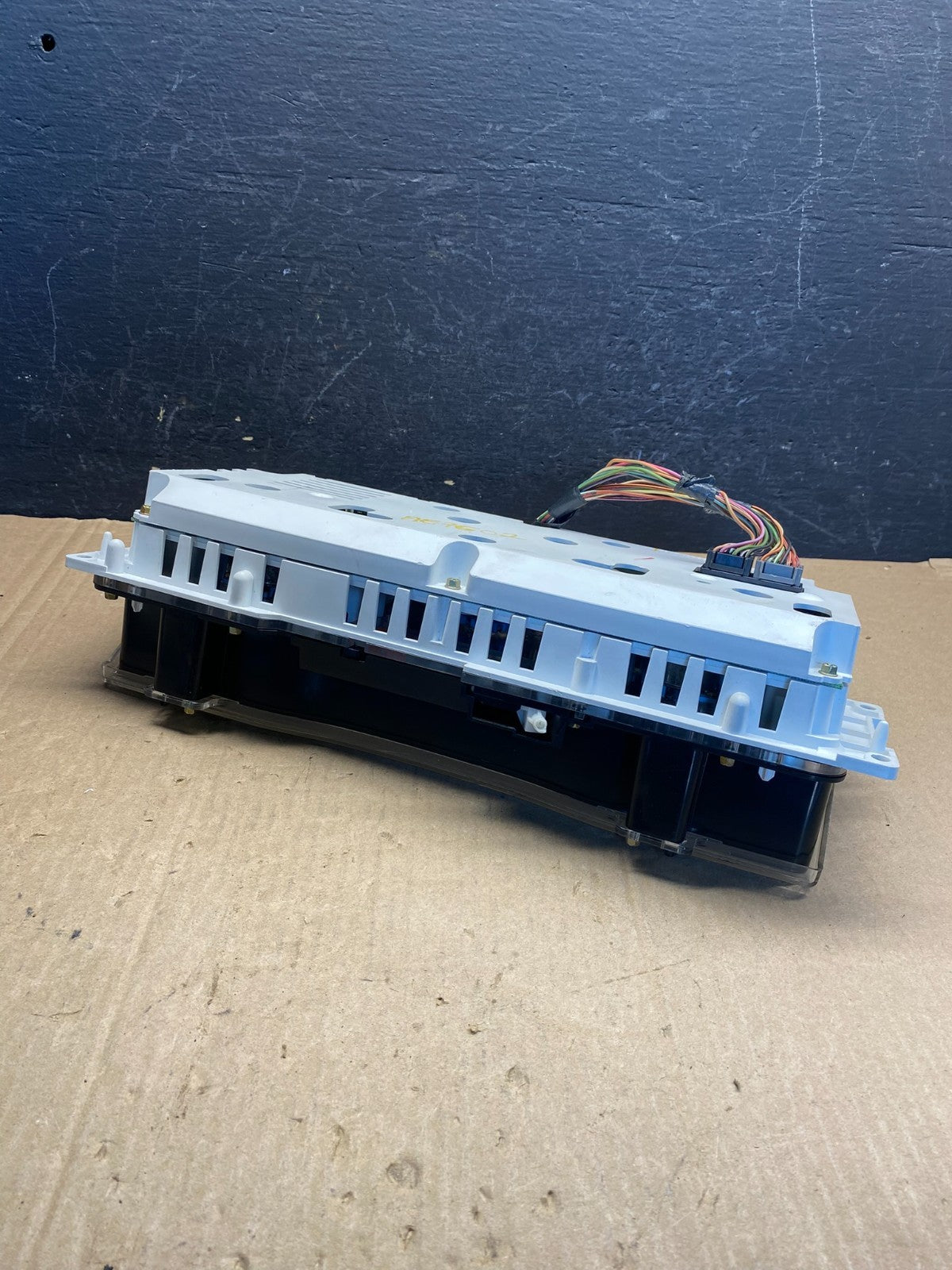 1998 to 2002 Lincoln Town Car Speedometer Gauge Cluster AE7602 DG4