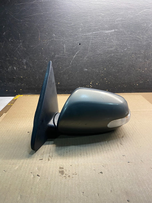 2010 to 2013 Kia Forte Sedan Left Driver LH View Turn Signal Mirror Z5130 MS0