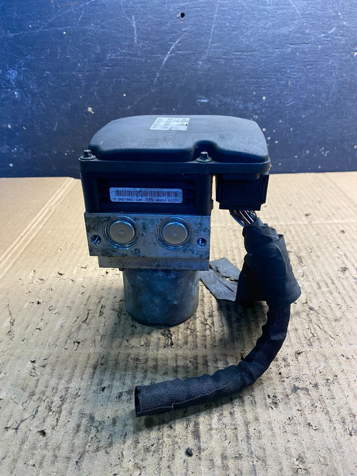 2008 to 2010 BMW 5-Series ABS Anti-Lock Brake Pump 3451 6783366-06 OEM ab3508 DG2